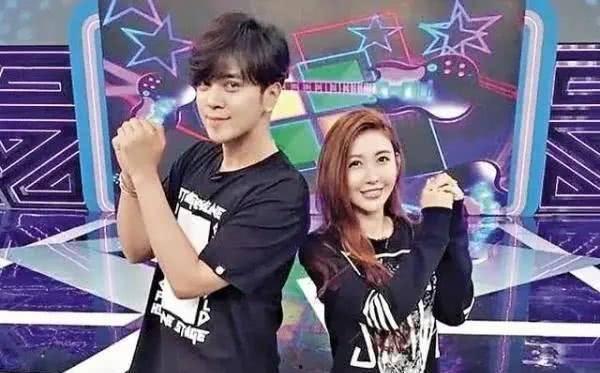 娱乐吃瓜综艺节目女爱豆,揭秘综艺幕后故事